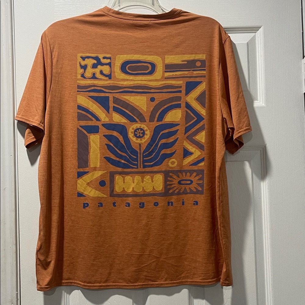 Patagonia Men's Rust Graphic Tee - Picture 3 of 5